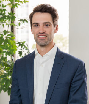 Dr. Cary R. Baxter, a Board Certified Ophthalmologist at Retina Specialists of Alabama